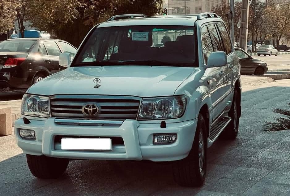 خدمات برق خودرو سیار به مدیریت مهندس بازرگان در جزیره کیش