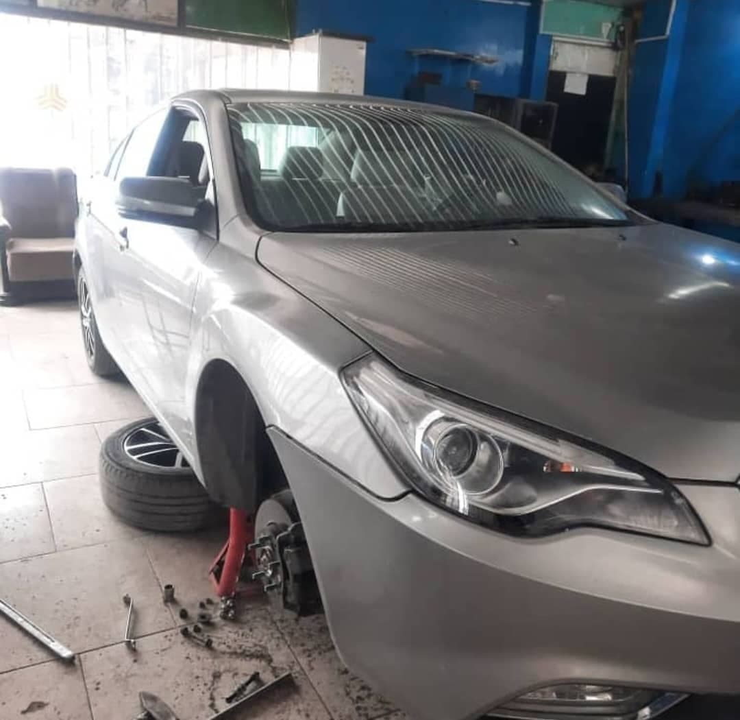 تعمیرگاه خودرو الیاسی 110 در ساری