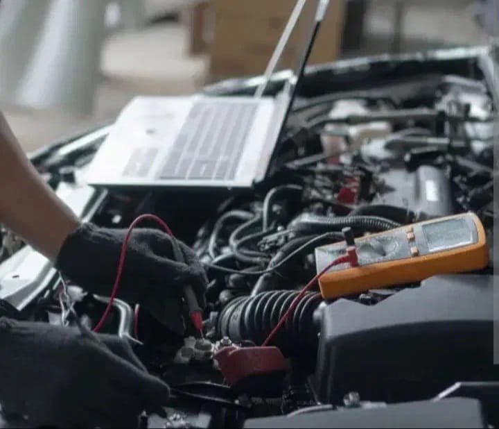 خدمات باطری سازی و برق خودرو سیار رشیدی در سنندج