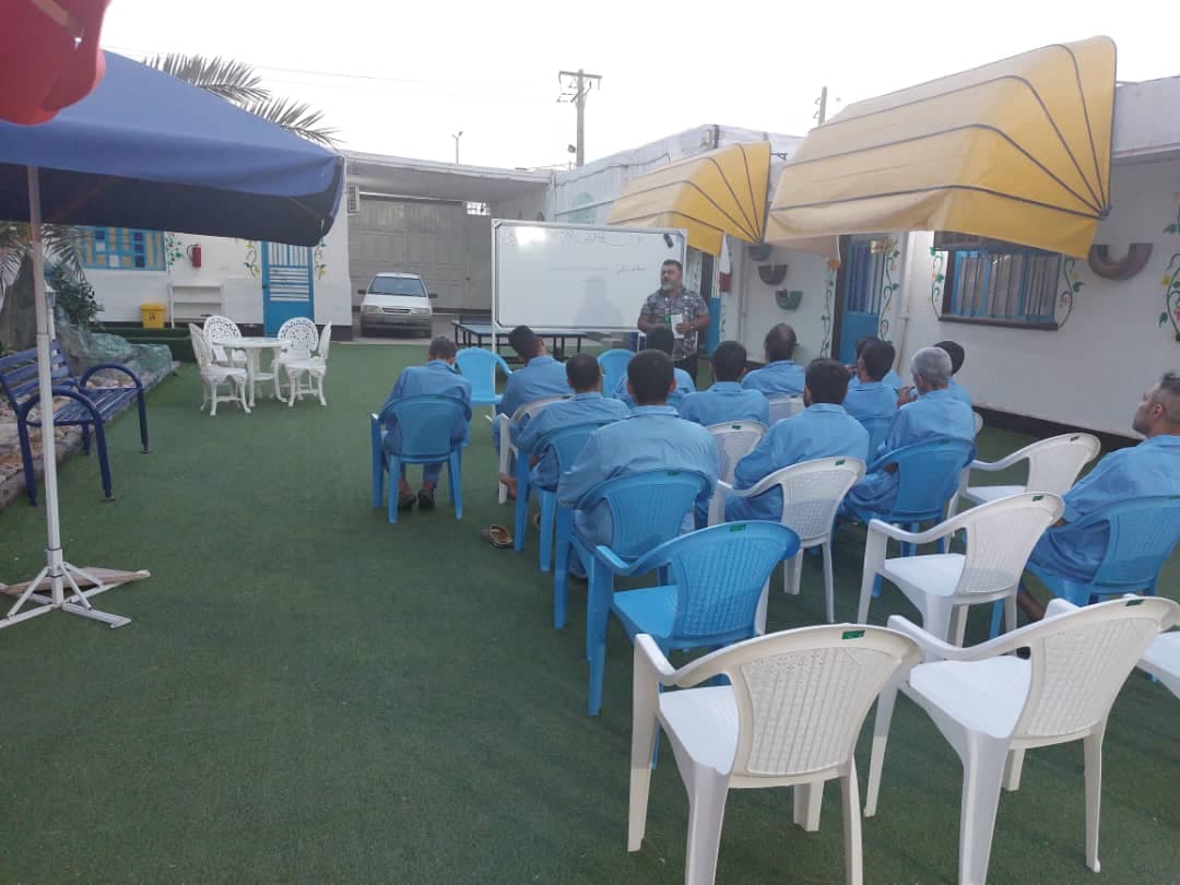 کمپ و مرکز ترک اعتیاد بدون درد و خماری توحید در باغ ملک