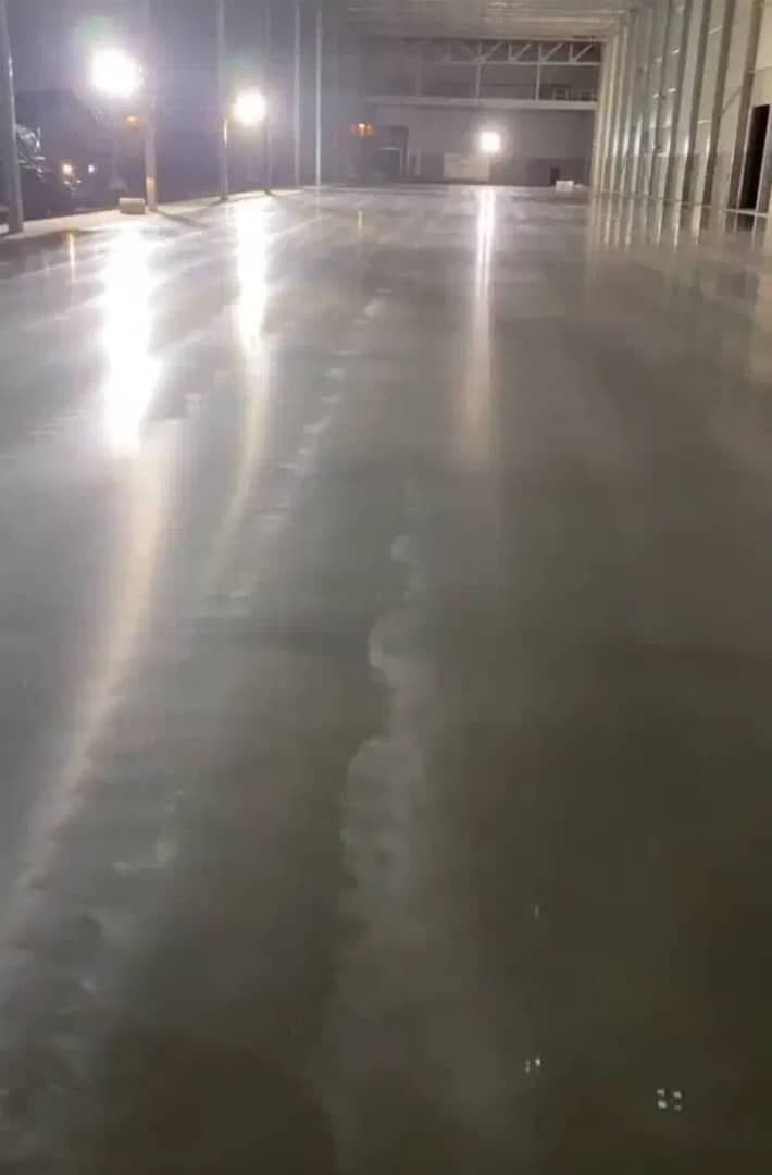 اجرای کفپوش اپوکسی صنعتی عمران صنعت سازان SARAL در بندرعباس