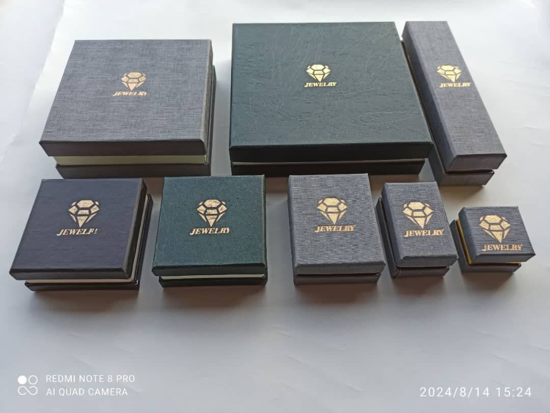 تولید و فروش جعبه کادویی و هاردباکس لطفی در سنندج