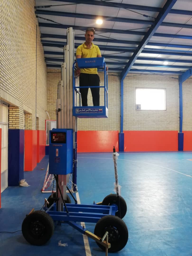 تولیدکننده ی بالابر برقی نفربر پیشگام در شیراز