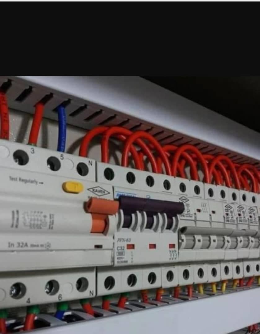 اجرای برق ساختمان فرخی در کهریزک