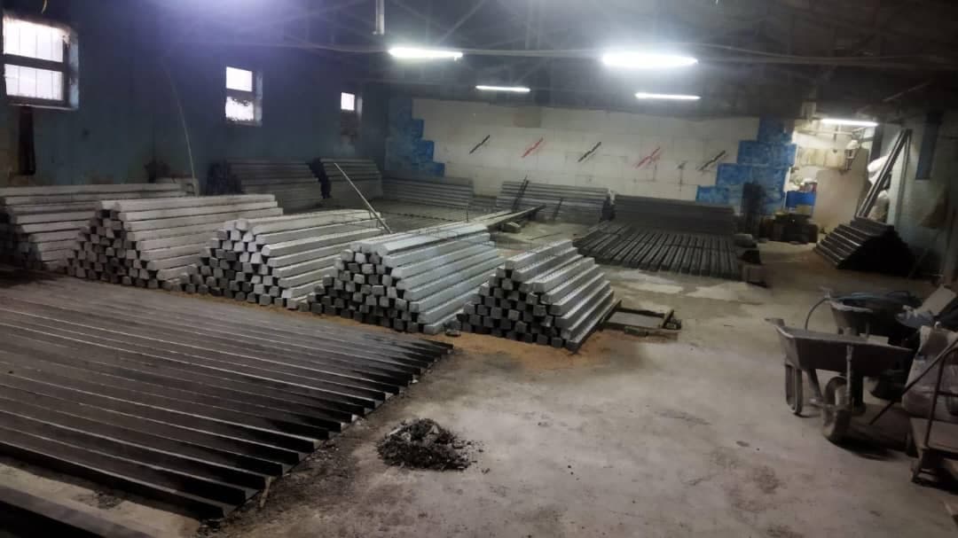 تولید پایه بتنی انگور و فنس کارگاه یعقوبی در بجنورد