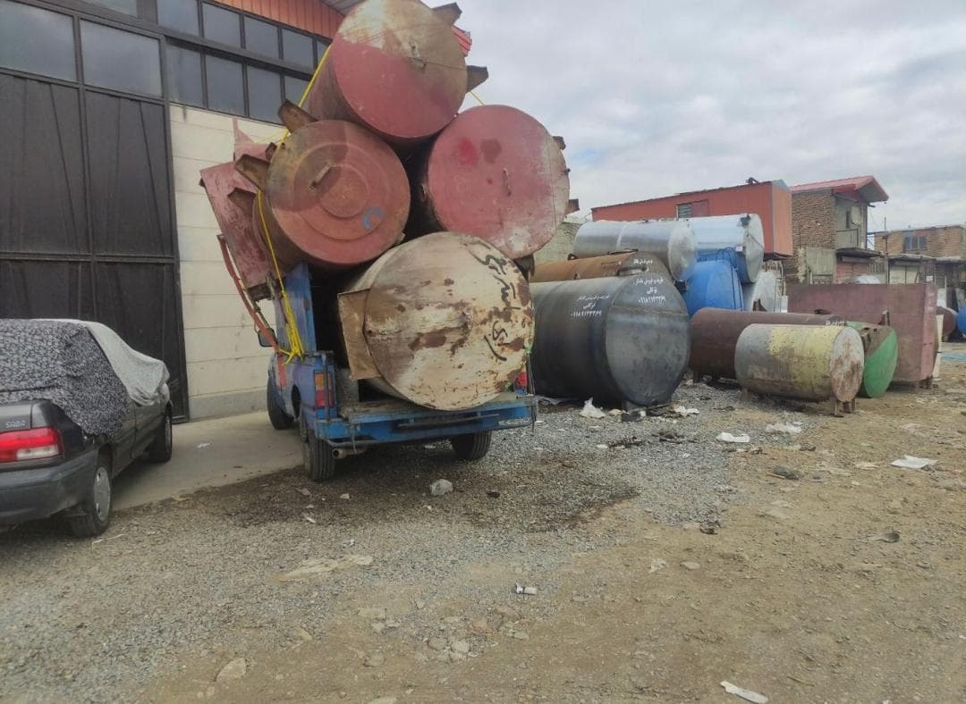 ساخت و فروش تانکر فلزی صنعتی و چرخ دار توکلی در همدان