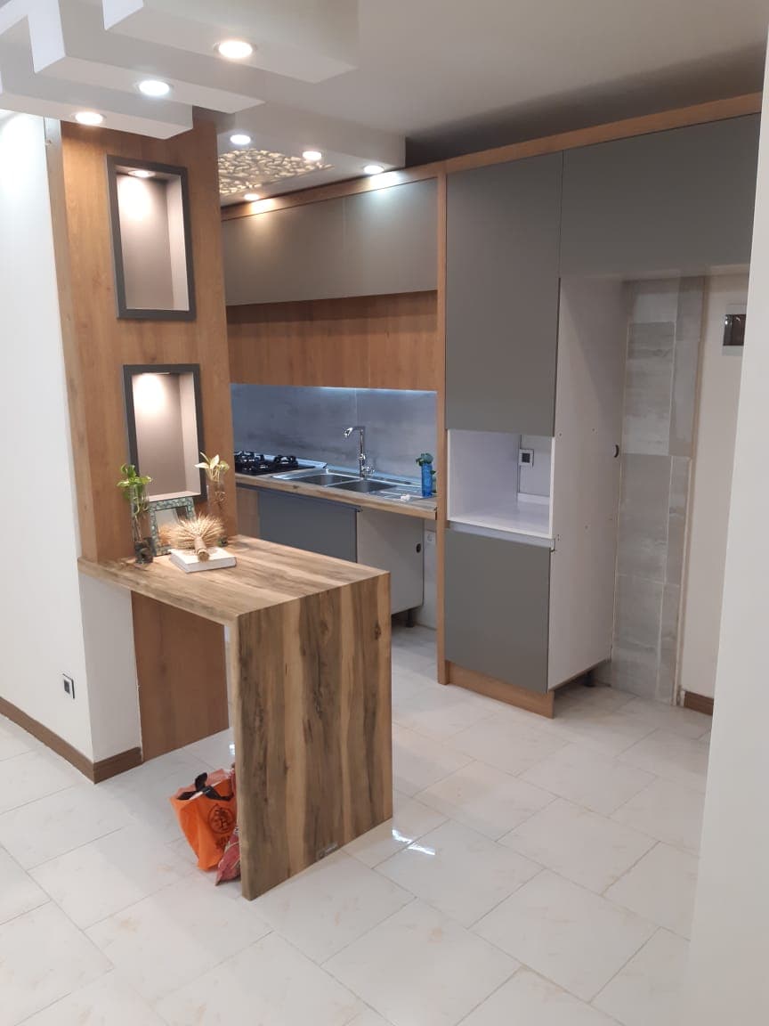 ساخت و اجرا کابینت هایگلاس و نئوکلاسیک غلامی در پردیس