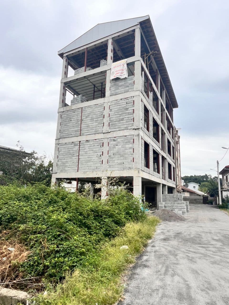 فروش و اجرای والپست گروه مهندسی پاکار در لاهیجان