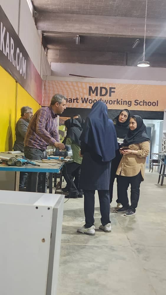 آموزشگاه صنایع چوب جزیره در اهواز