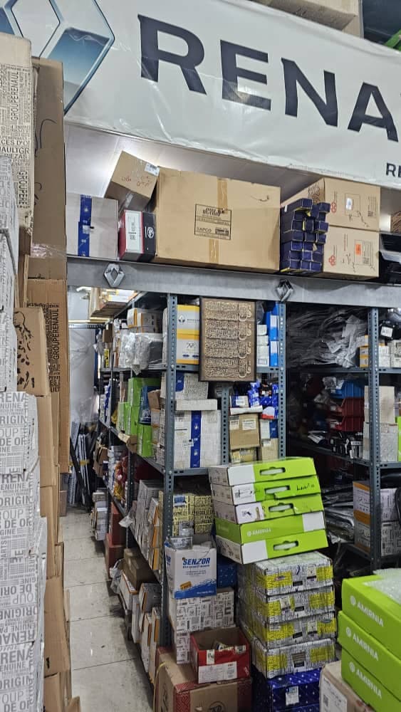 فروشگاه قطعات یدکی خودرو گروه رنو طاهری در آمل