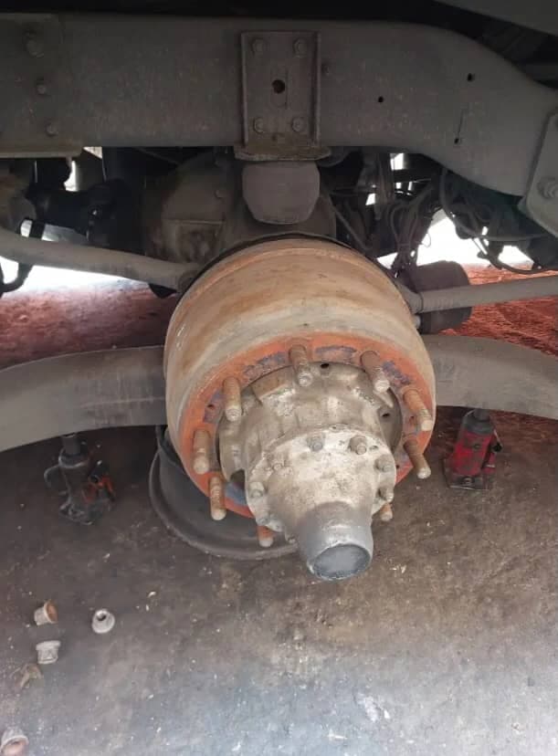 ترمزسازی ماشین سنگین احمد در مشهد