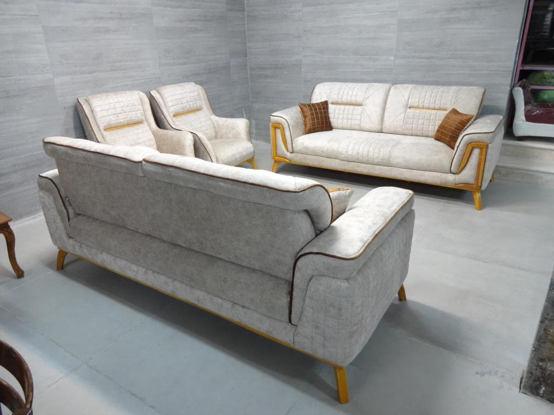 طرح تعویض مبل دست دوم با نو مرکز بزرگ مبل امین در اصفهان