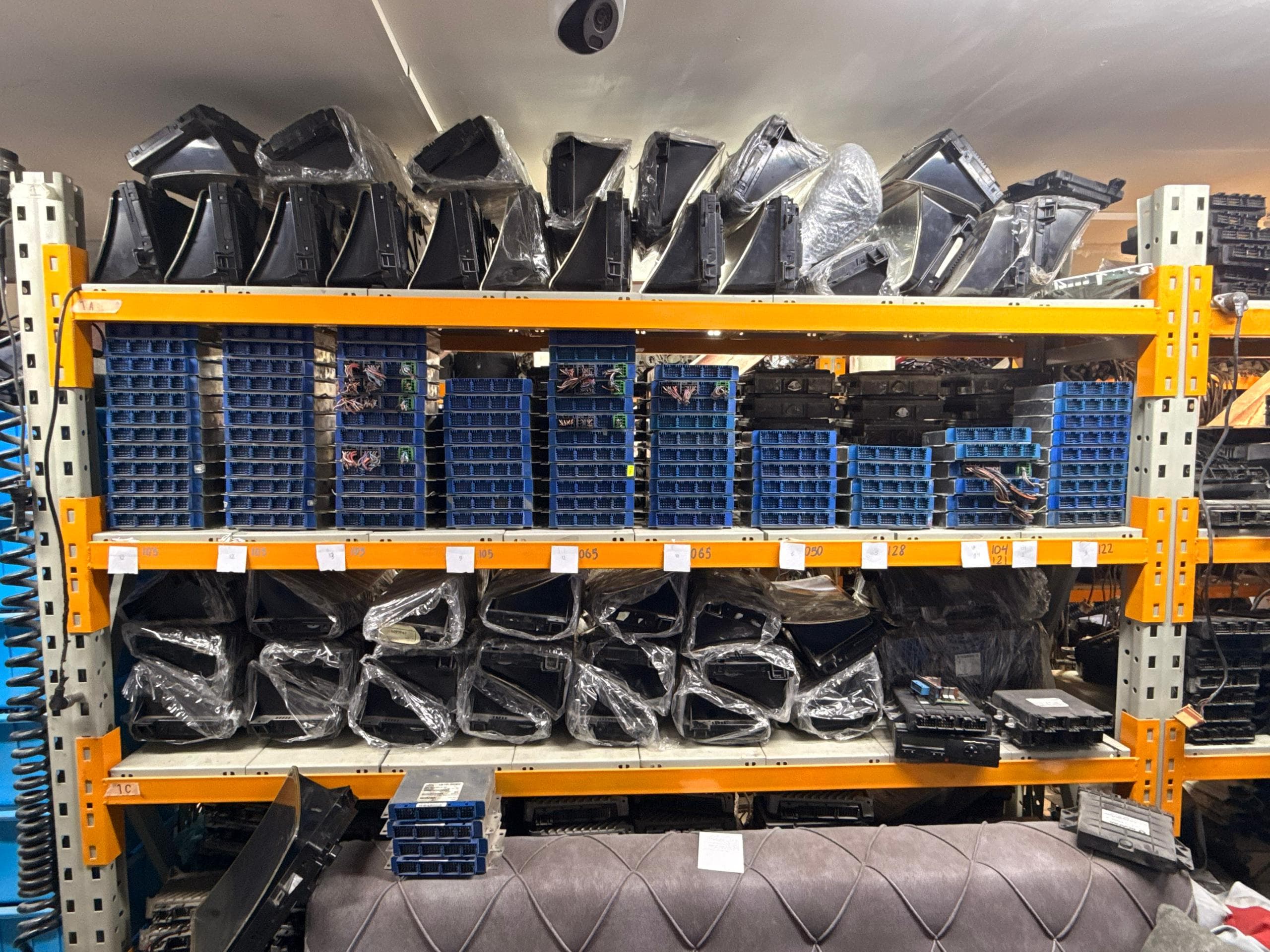 فروش قطعات اصلی اسکانیا هاشمی در مشهد