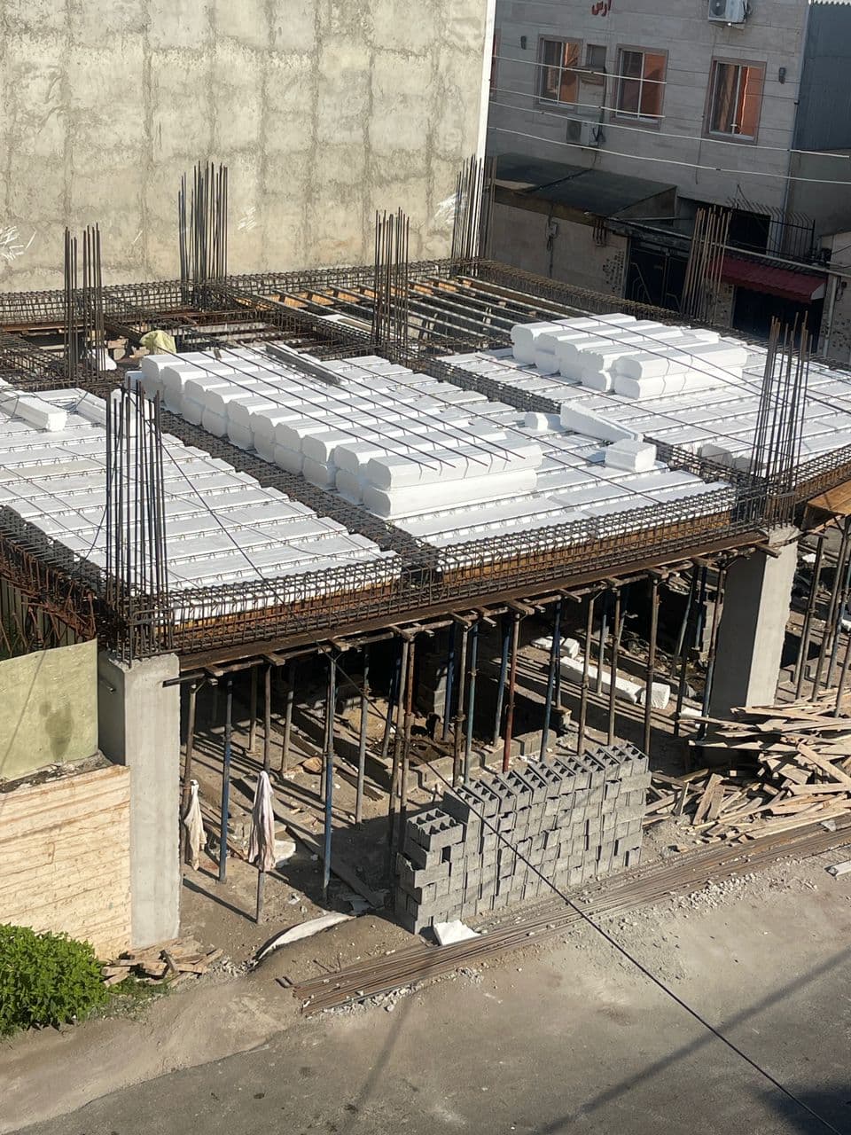 مصالح ساختمانی حسین پور در بلوار دیلمان لاهیجان