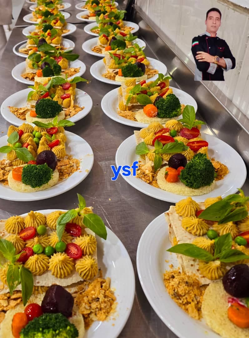 رستوران بین المللی دوقلوها در سربندر امام خمینی