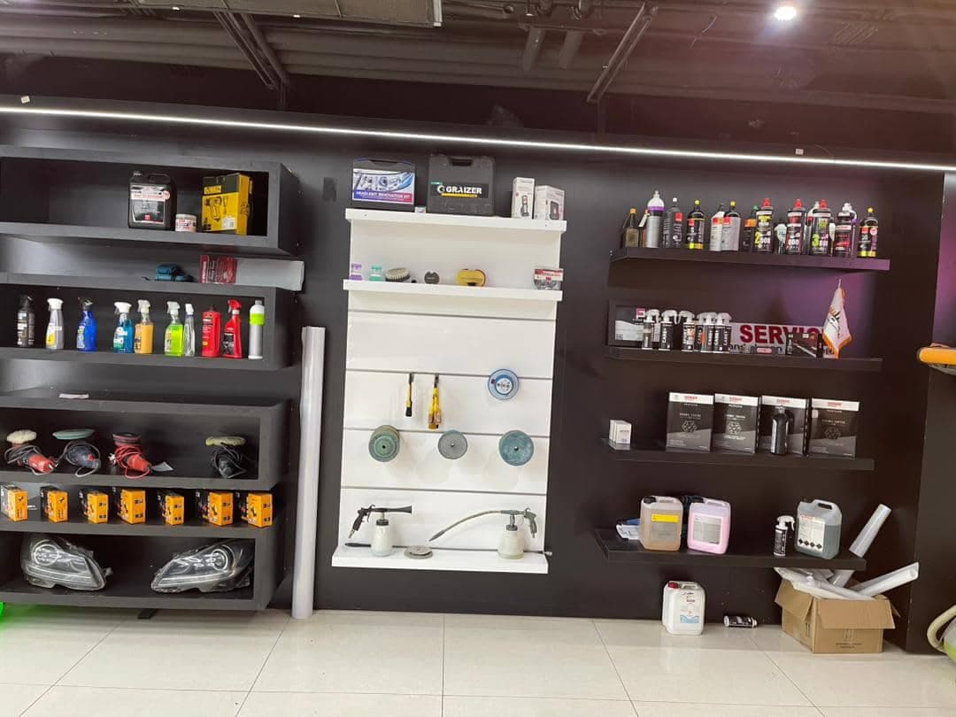 کیلینیک زیبایی خودرو کارنیولند بهادر چراغیان در همدان