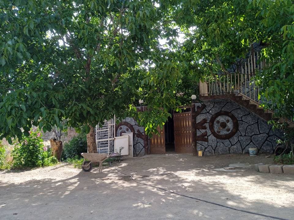 اجاره روزانه و هفتگی ویلا و سوئیت ماهان در سامان