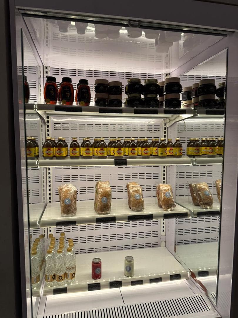 کافه بیکری 963 در جاده رویان به نوشهر