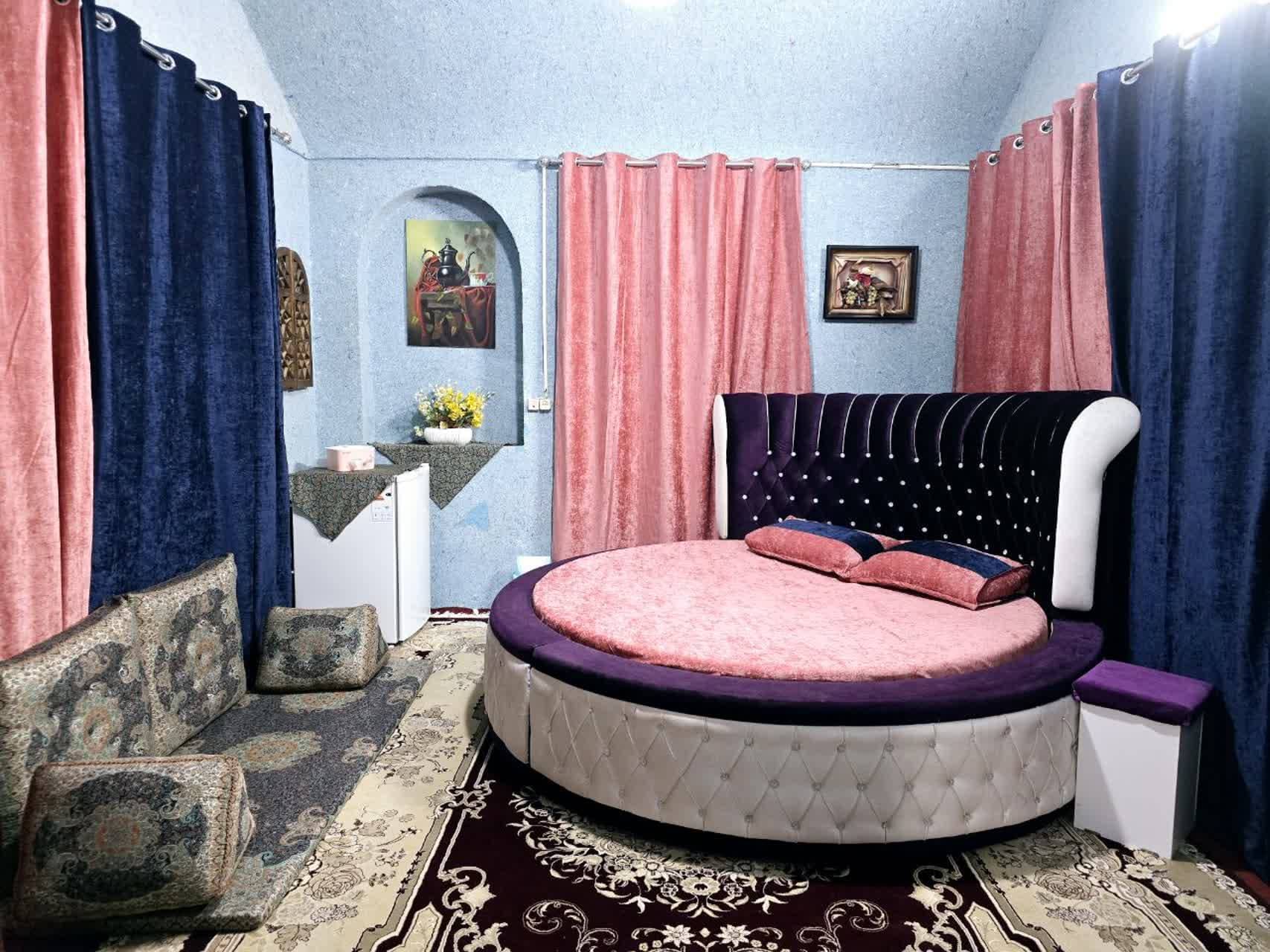 اقامتگاه سنتی 200 ساله دوکاج در یزد