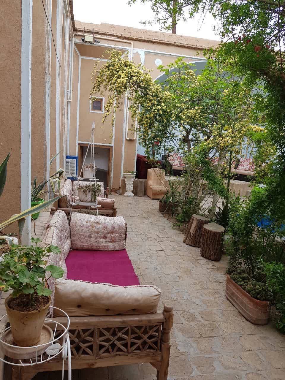 اقامتگاه سنتی 200 ساله دوکاج در یزد