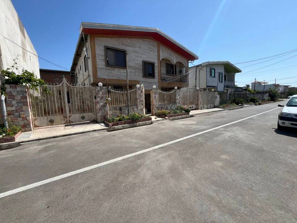 اجاره سوئیت ساحلی حیاط دار وحیدی در ساری