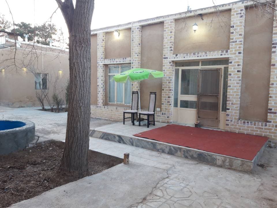 اقامتگاه بومگردی مهستان در گناباد