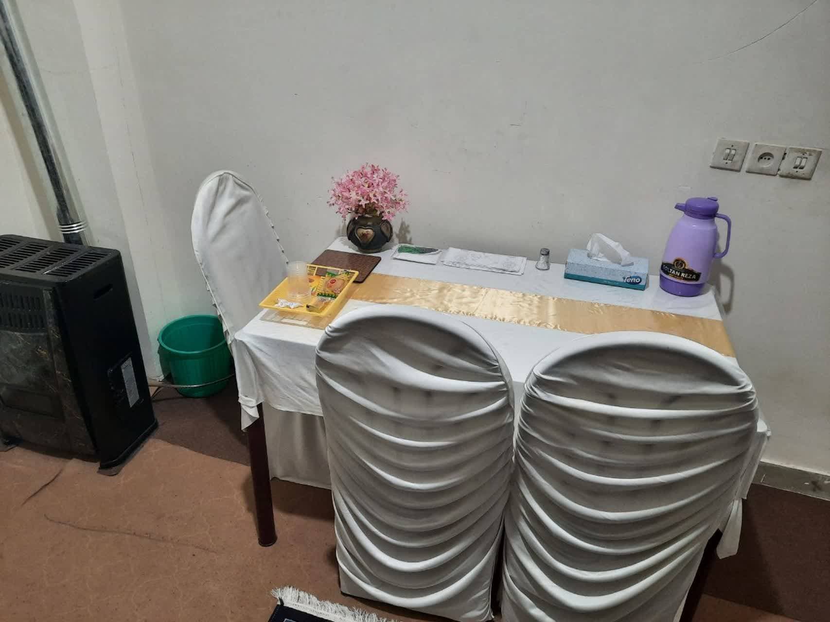 مسافرخانه و پانسیون اقامتی مهر ابهر