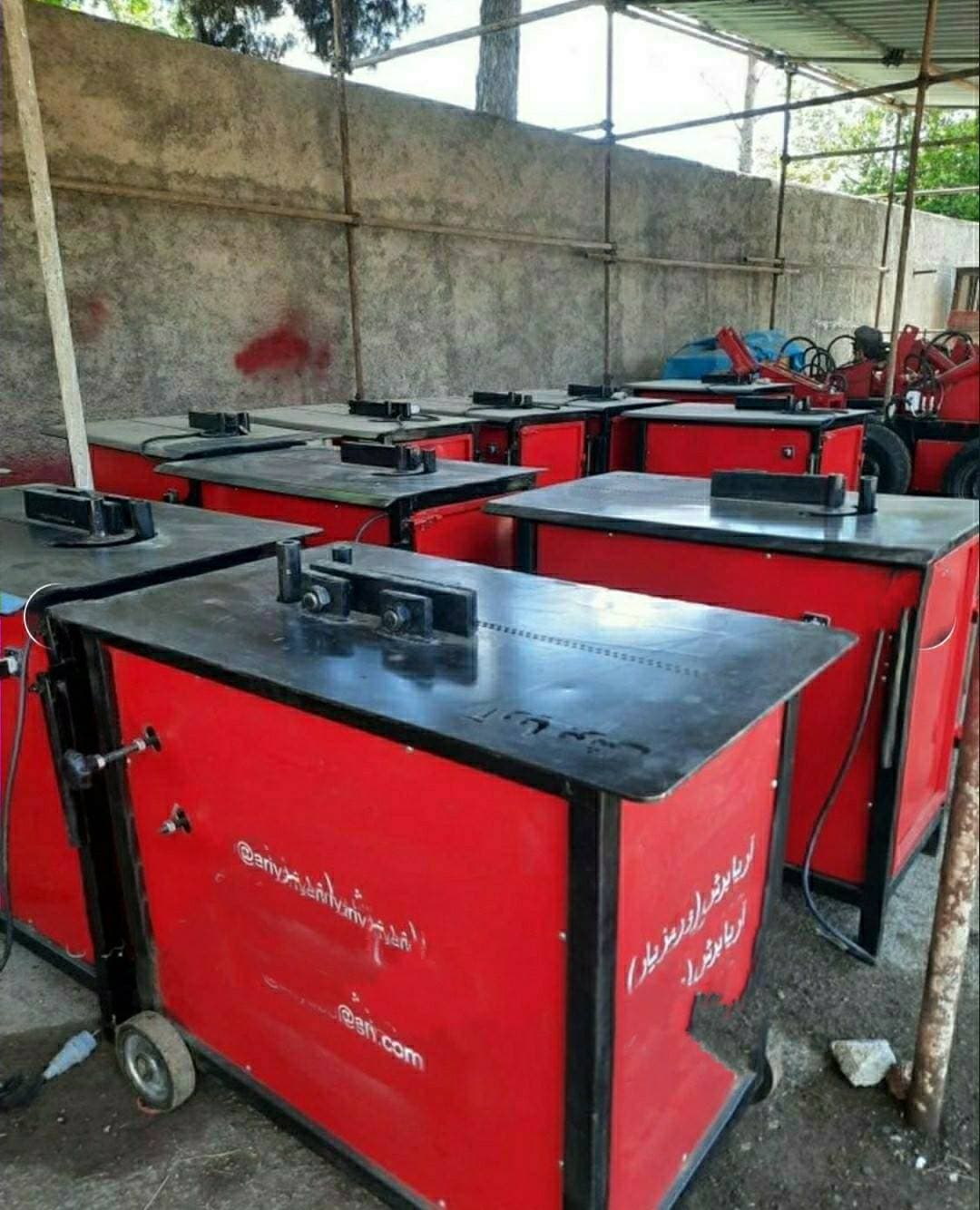 تولید قیچی و خاموت زن آریا برش در کرج