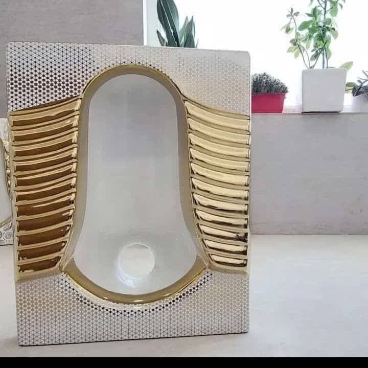 تولید و پخش چینی آلات بهداشتی برزگر در همدان