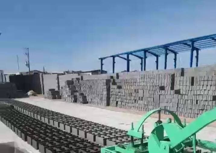 ساخت دستگاه بلوک زنی و همزن ملات گروه صنعتی کرمانج علی آبادی بجنورد