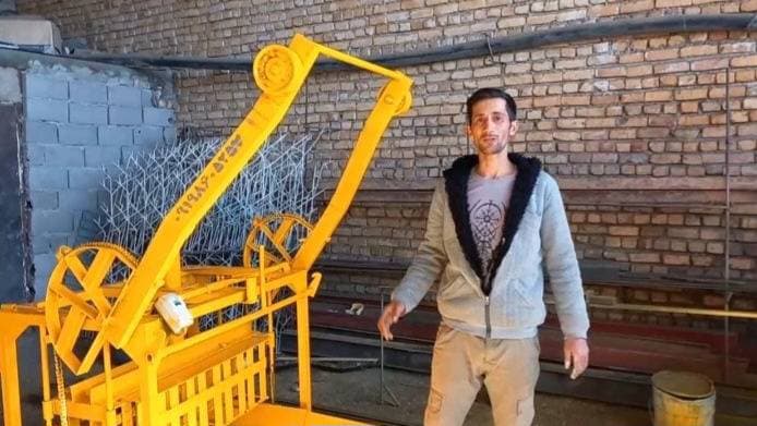 ساخت دستگاه بلوک زنی و همزن ملات گروه صنعتی کرمانج علی آبادی بجنورد