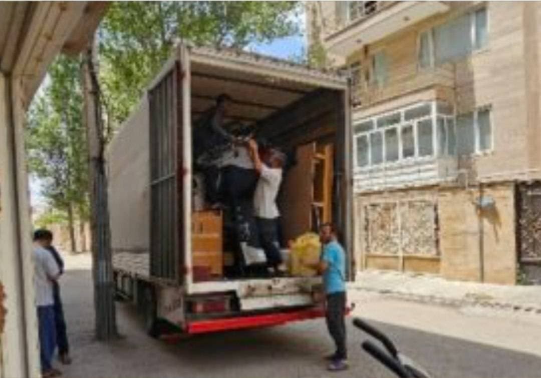 خدمات حمل و نقل اثاثیه و باربری اشراق بار علی در اصفهان