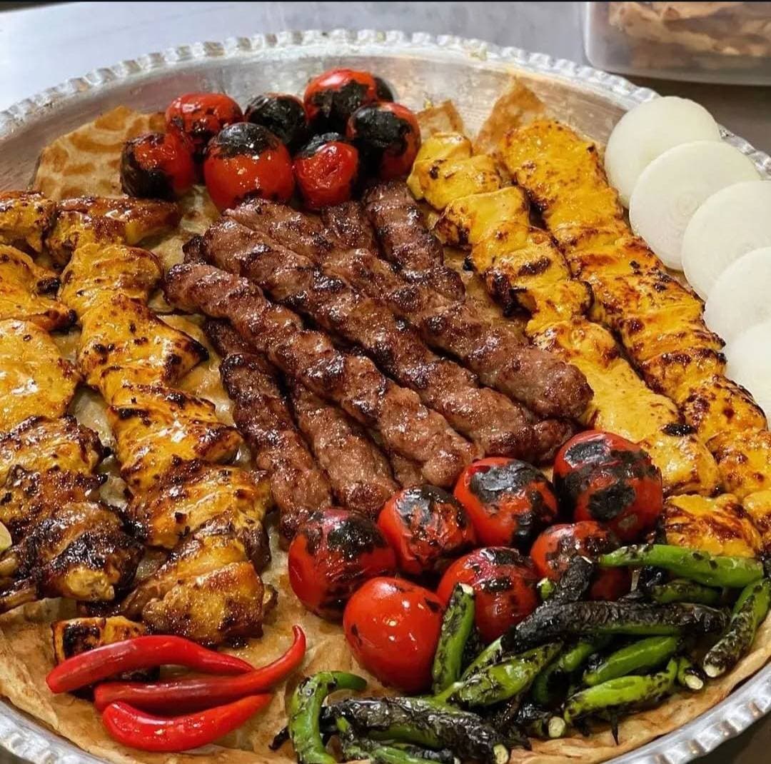 رستوران سنتی باغرو در اردبیل