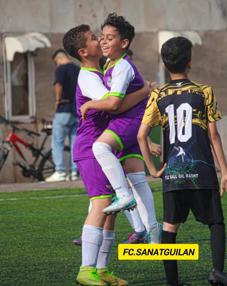 مدرسه فوتبال صنعت گیلان در رشت