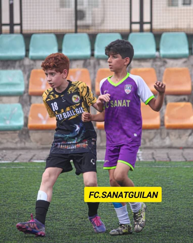 مدرسه فوتبال صنعت گیلان در رشت