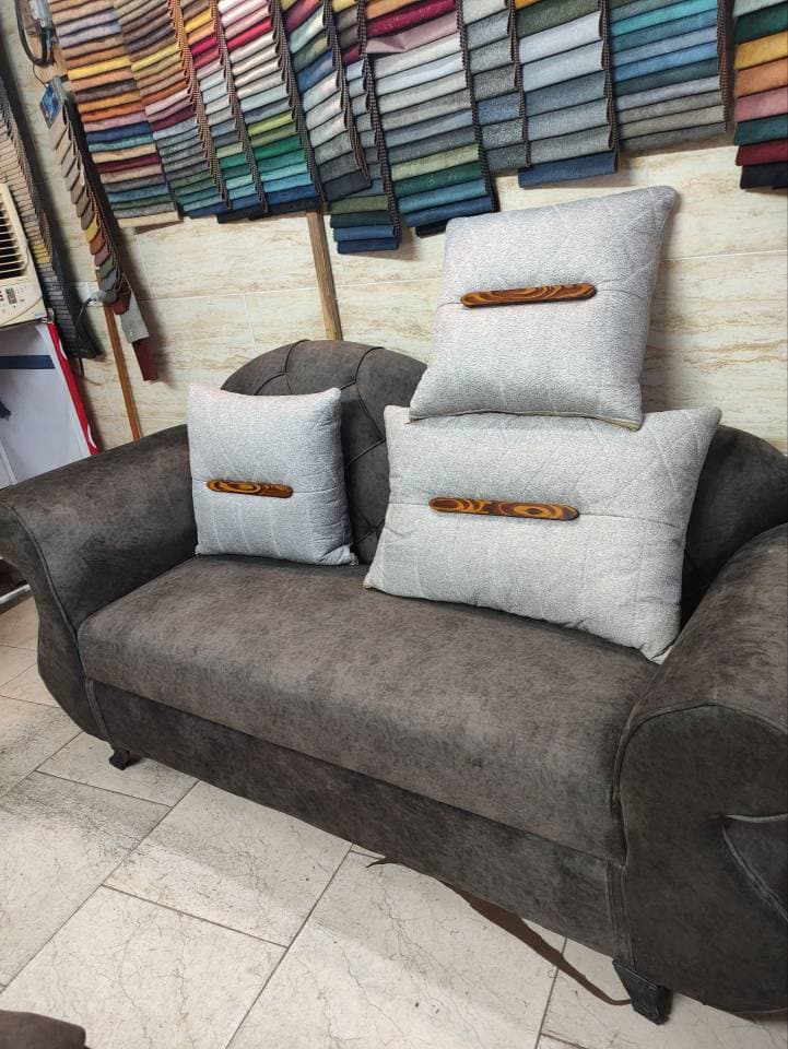 تولیدی و تعمیرات مبل آپدیت در لاهیجان