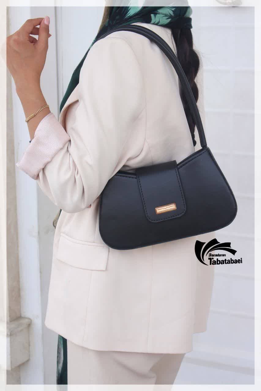 تولیدی کیف و کفش برادران طباطبایی در مشهد