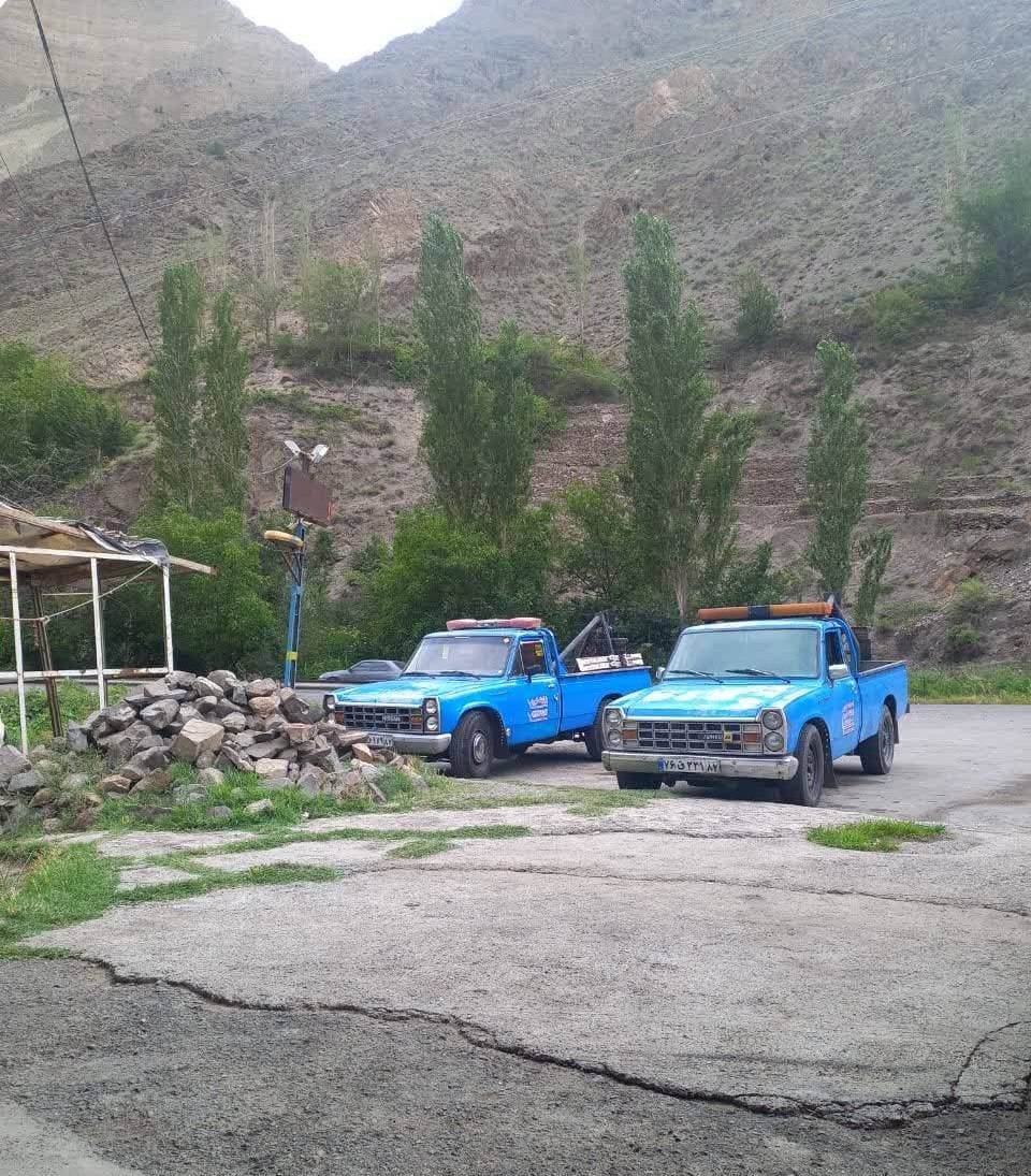 خودروبر و یدک کش شبانه روزی تقی زاده در جاده هراز