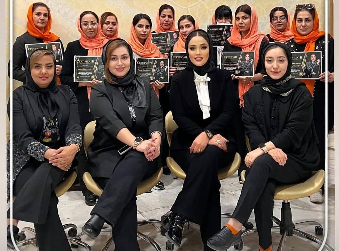 مرکز تخصصی cip آرایش دائم و میکروبلیدینگ ابرو الهام نخعی در کرمان