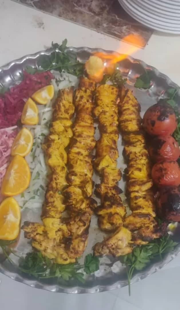 رستوران کوروش در رودبار