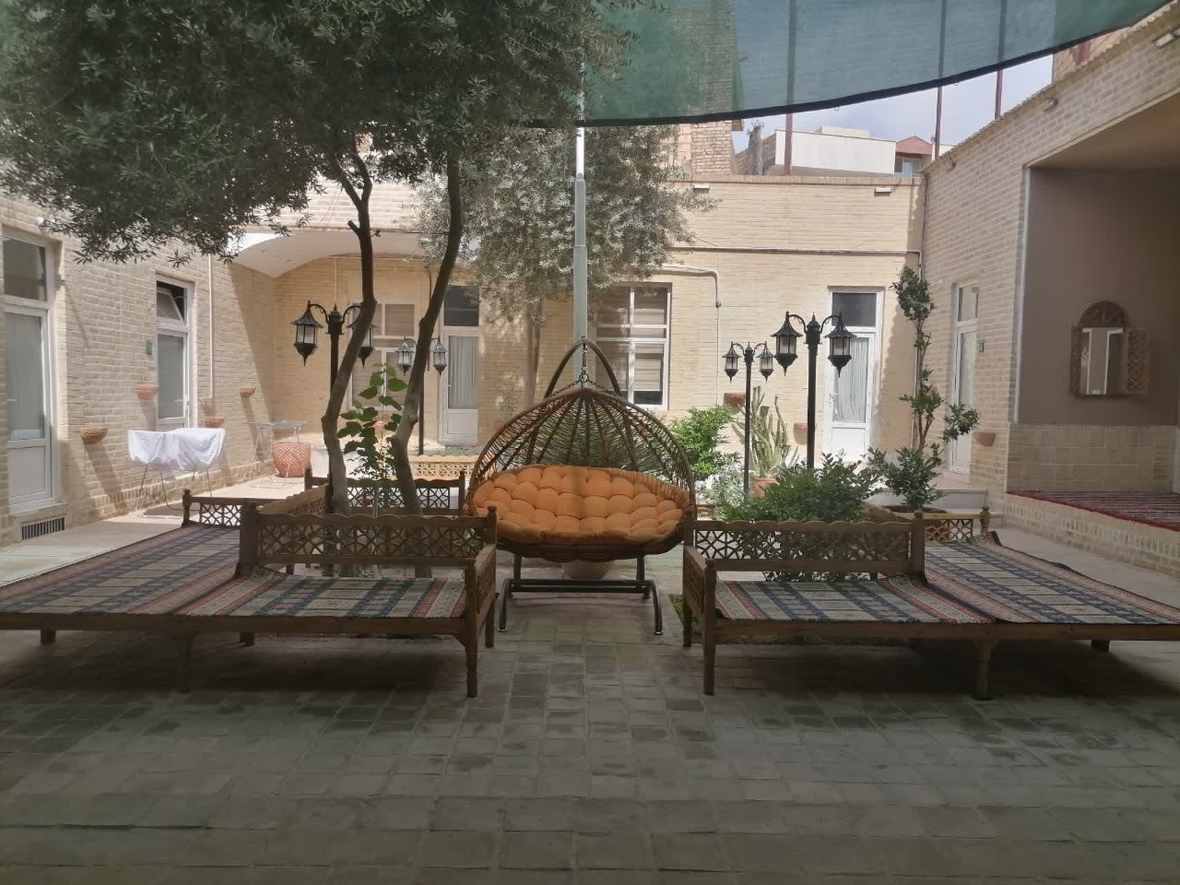 اقامتگاه عمارت ساباط در یزد