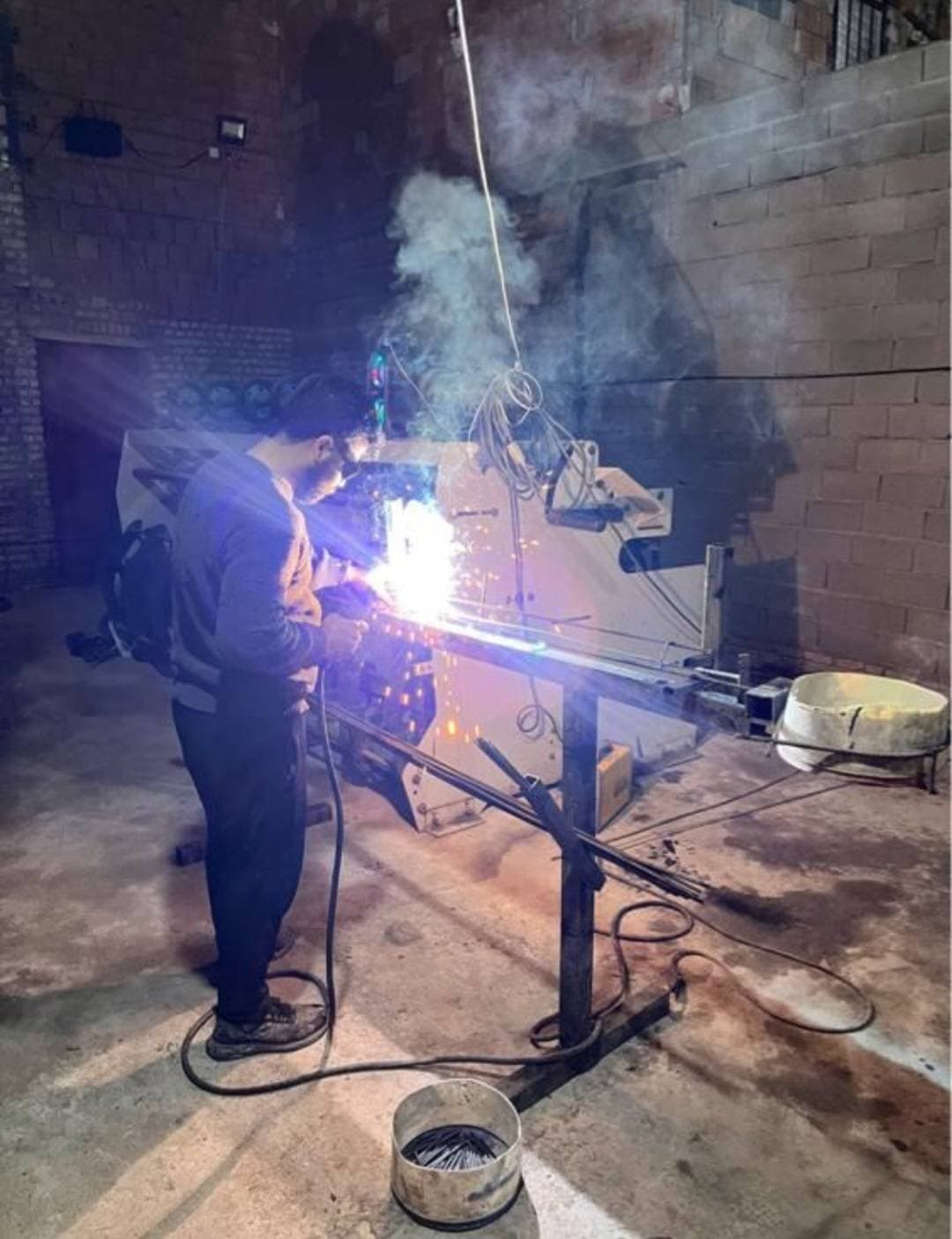 تولید فروش فنس و سیم خاردار صادقی در گرگان