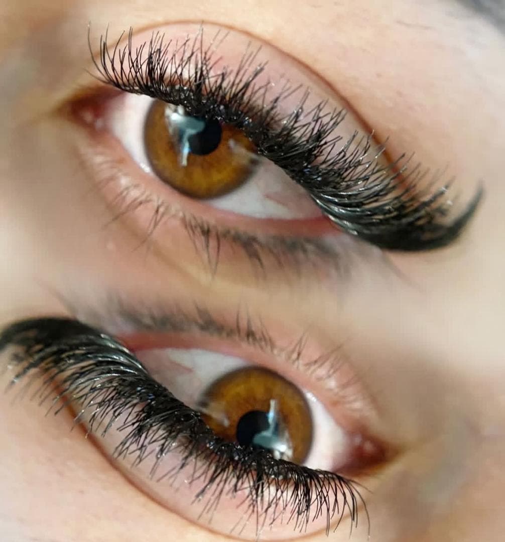 سالن زیبایی طهمورثی در چهارراه منصور تبریز