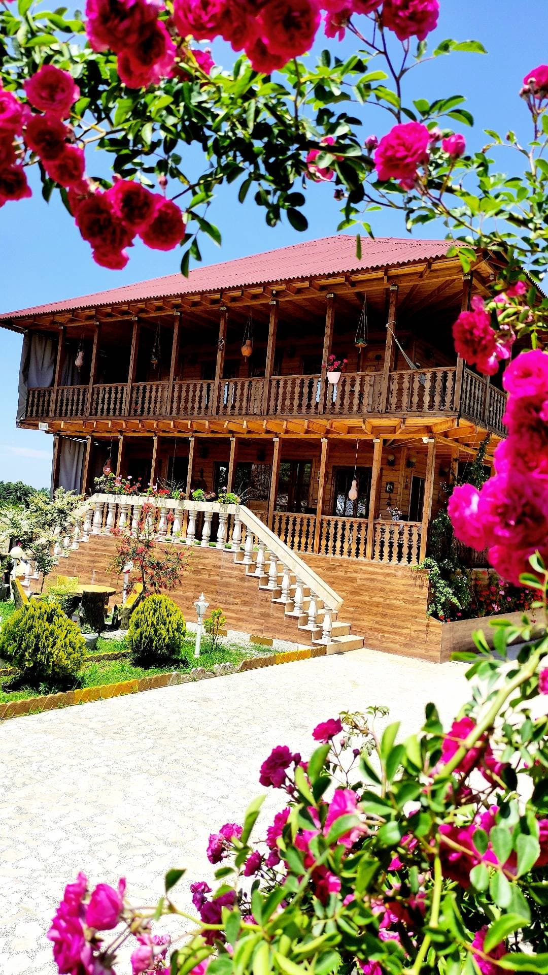 اقامتگاه بومگردی یونا در رضوانشهر