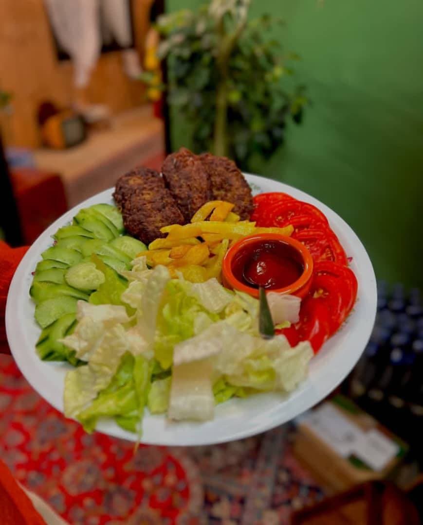 کافه فست فود رابین فود در سامان