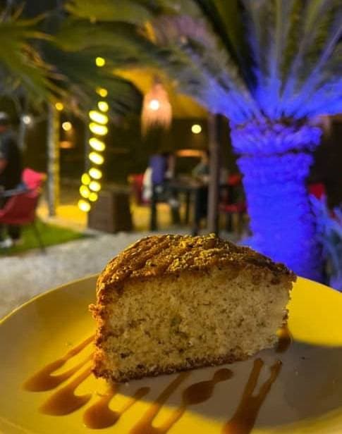 کافه رستوران نبات در نوشهر