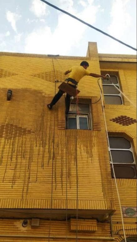 رنگ نماهای قدیمی با طناب راپل بیگی در اصفهان