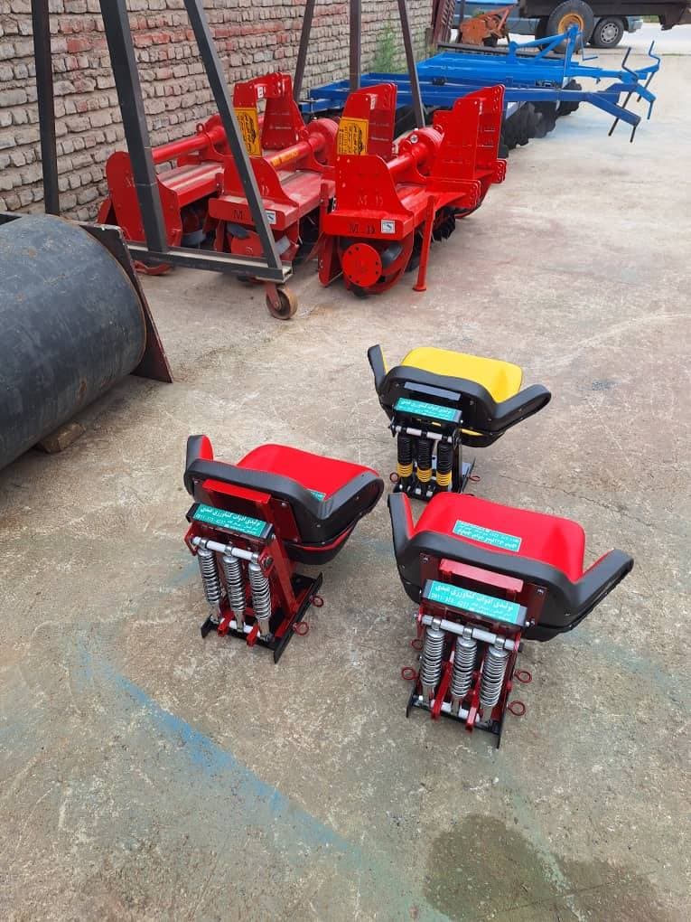 صندلی تراکتور عبدی در کلاله