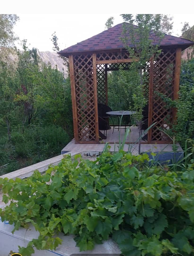 اقامتگاه بومگردی خان نشین دربند بنه کوه گرمسار