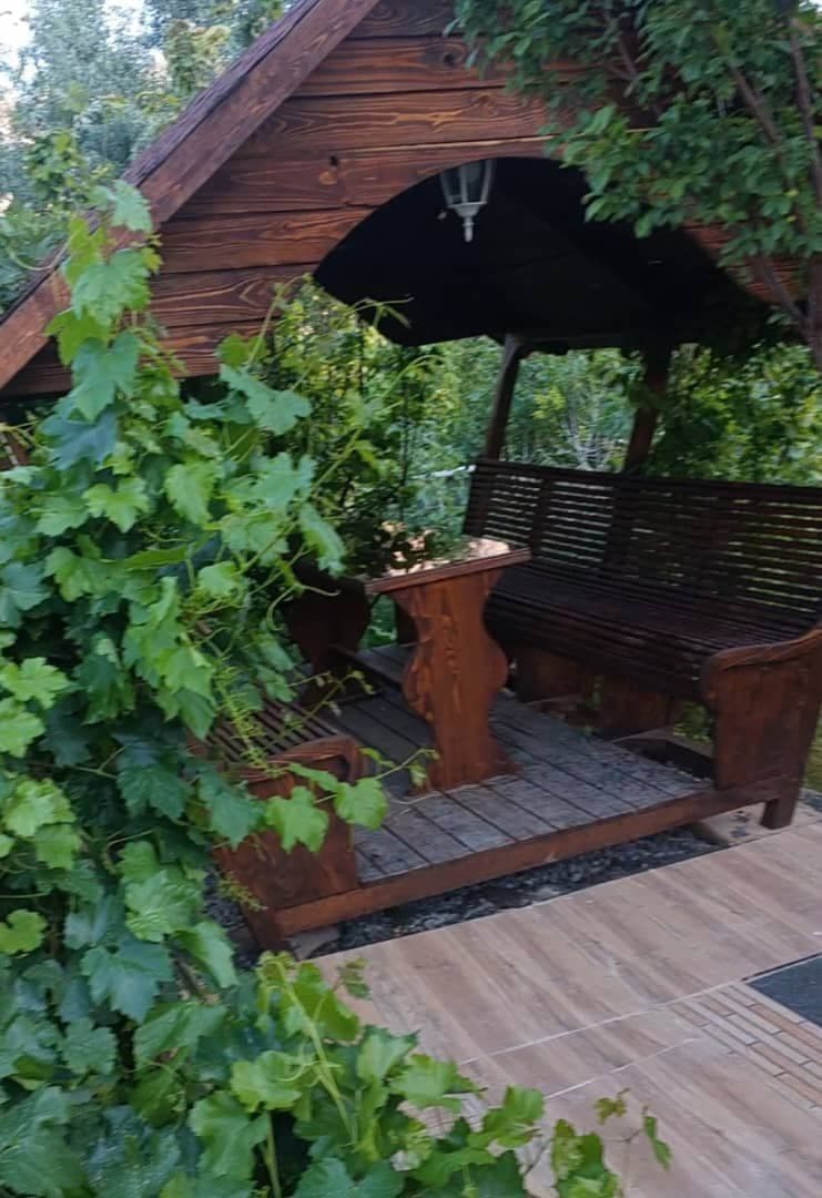 اقامتگاه بومگردی خان نشین دربند بنه کوه گرمسار